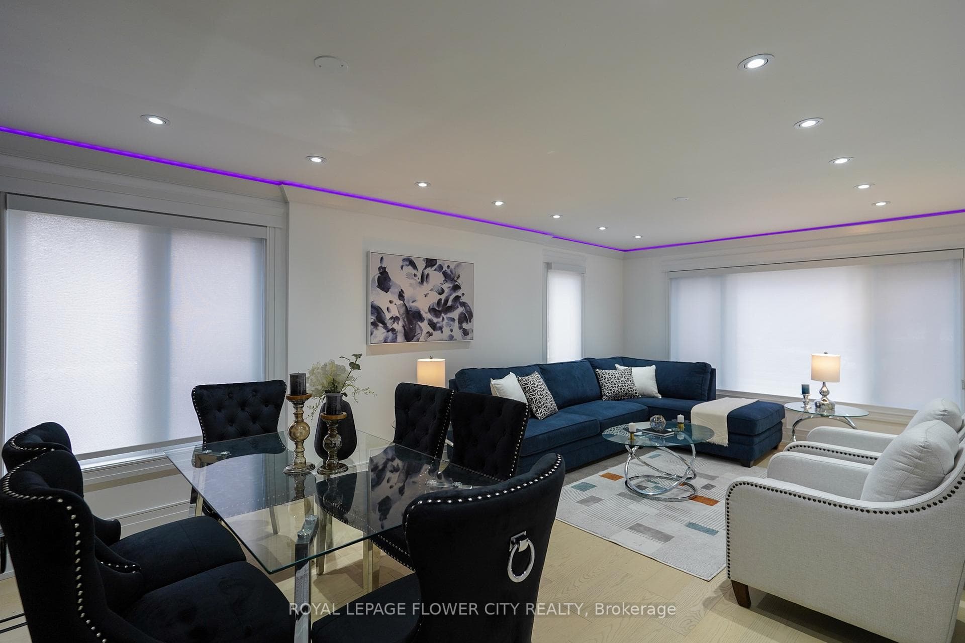 32 Langley Place photo 5