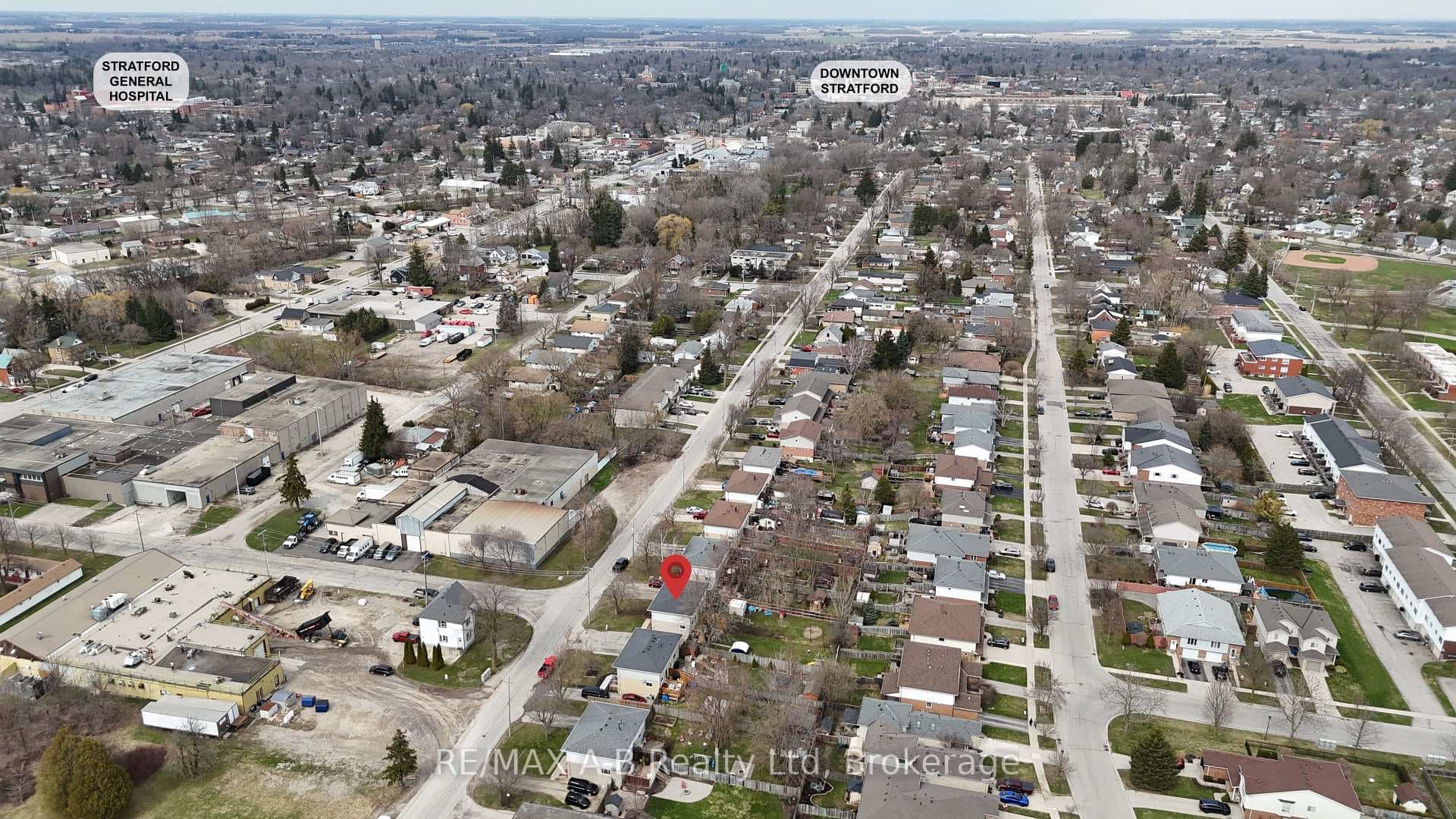 329 RAILWAY Avenue photo 29