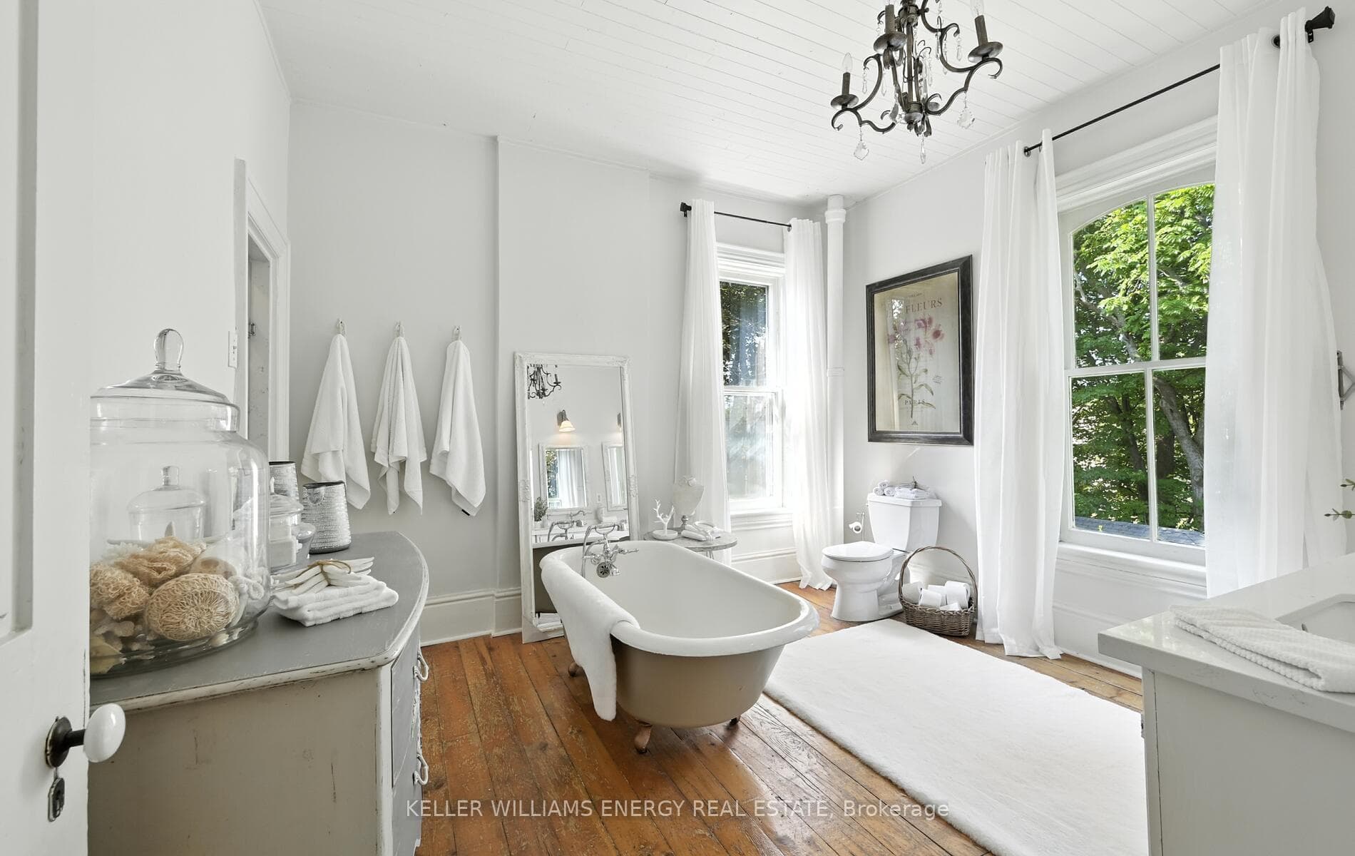 27 Columbus Road photo 28