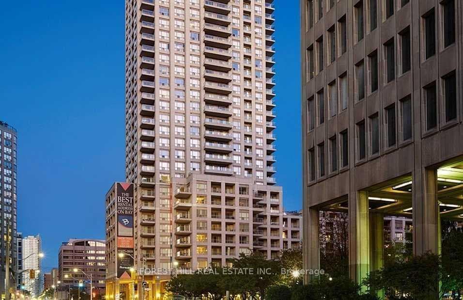 925 Bay Street Unit 2201 photo 1
