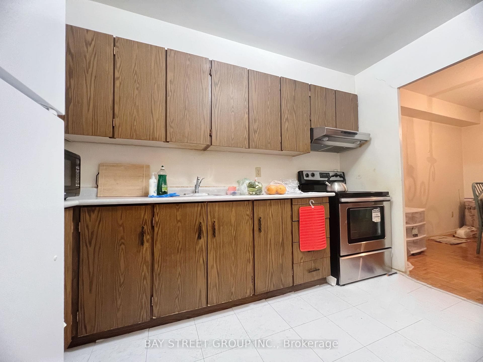 1 Massey Square Unit 1619 photo 7