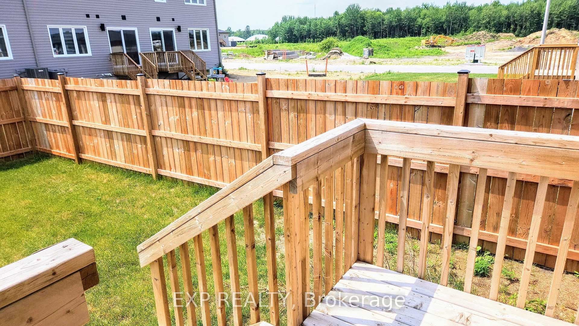 134 Giroux Street photo 18