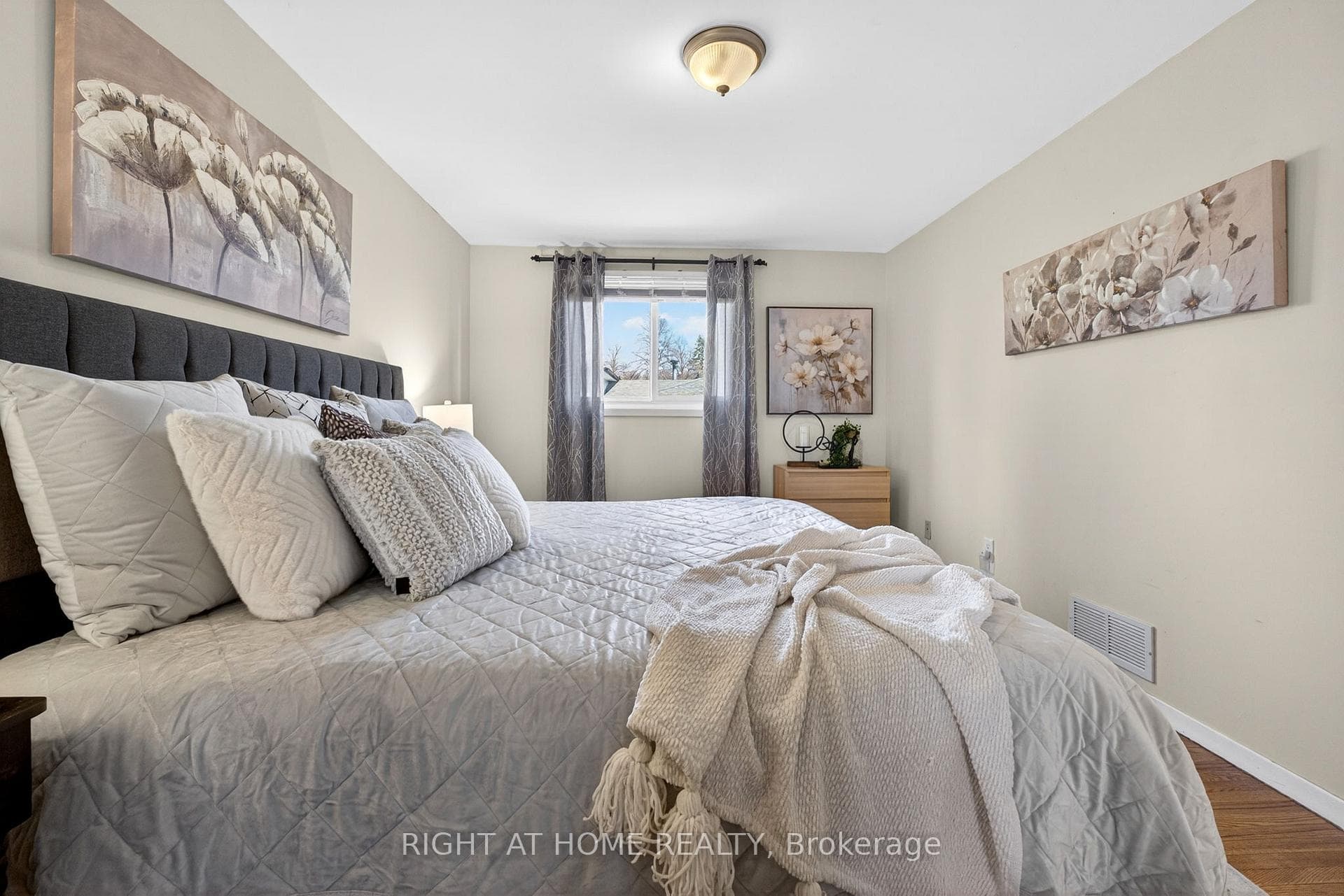 249 Lorindale Drive photo 15