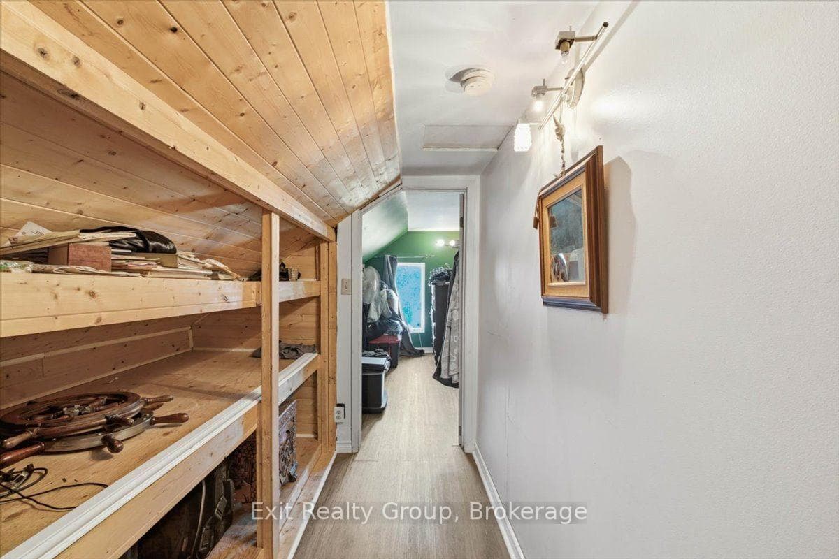 90 Palace Road photo 21