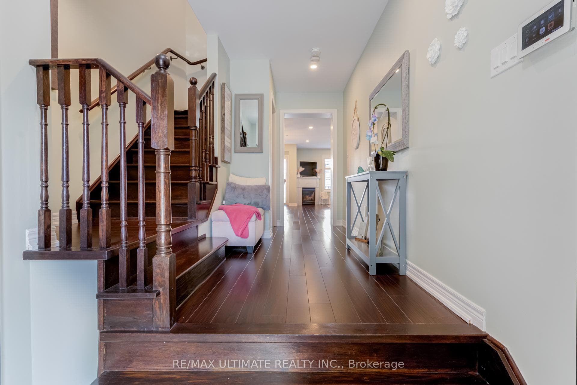 14 Telstar Way photo 4