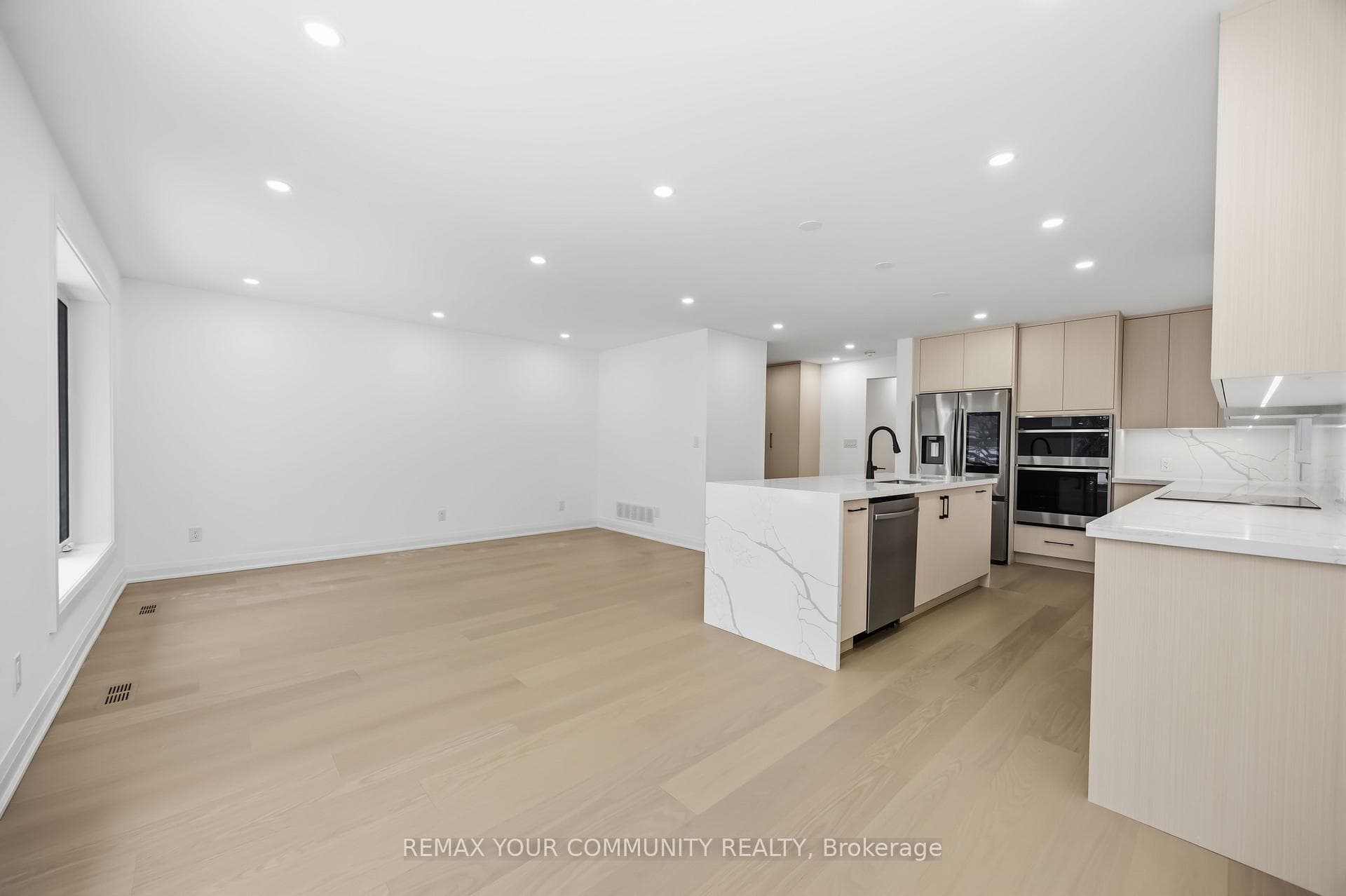 55 Cocksfield Avenue Unit Main photo 14
