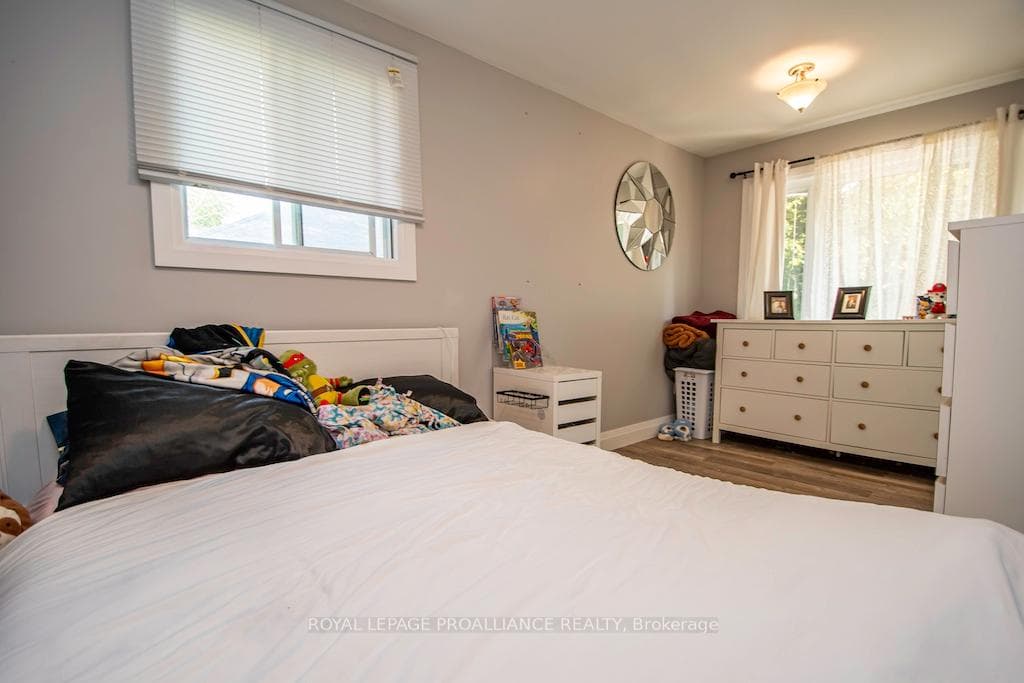 15 Hague Boulevard photo 13