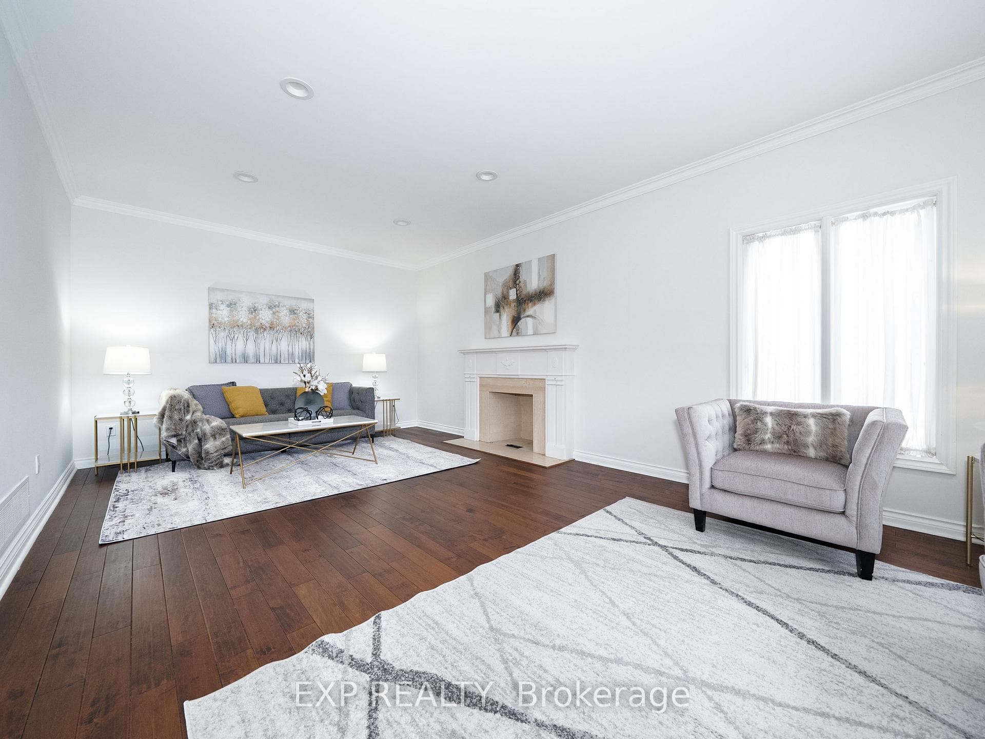 10 Edmund Crescent photo 8