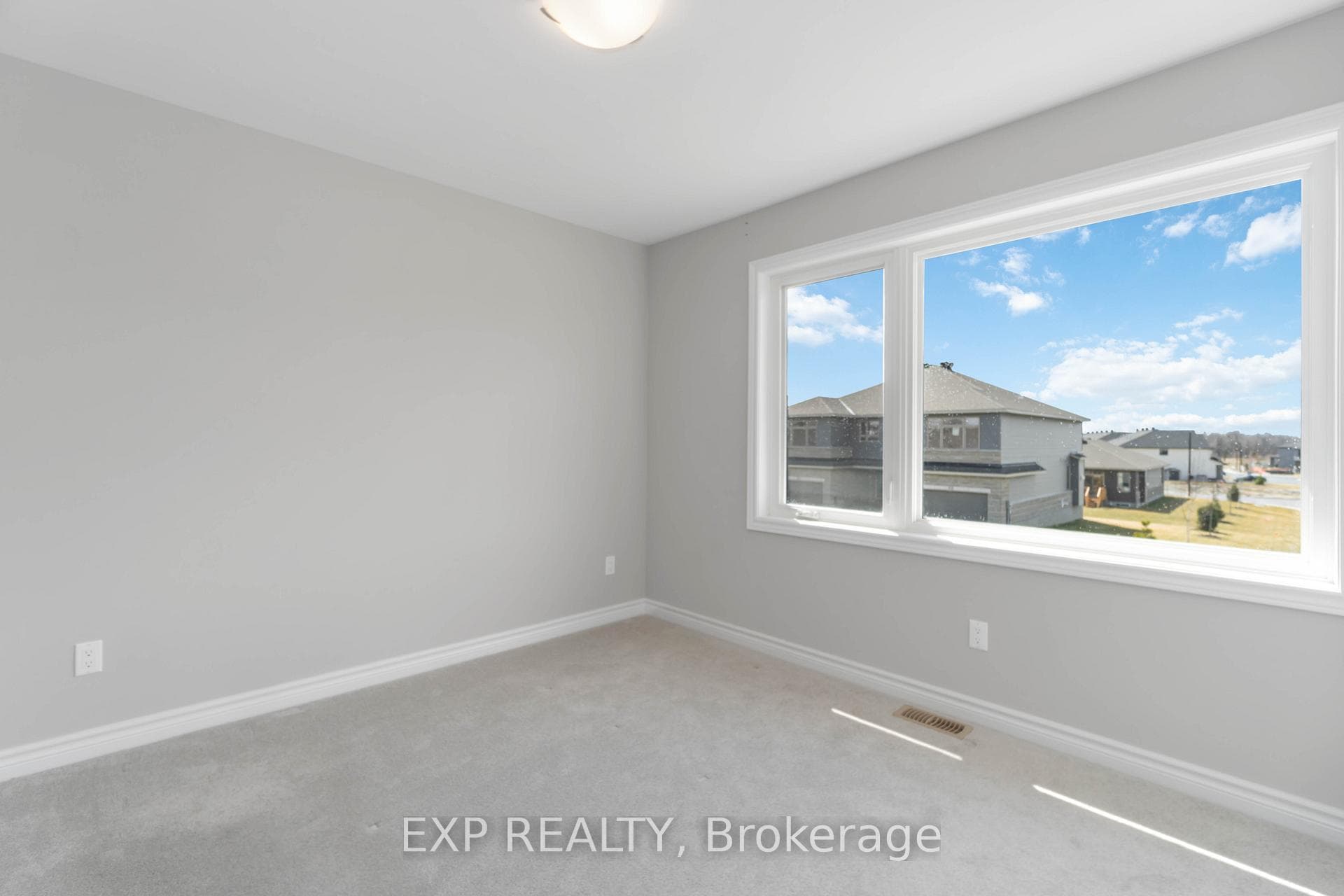 113 O Donovan Drive photo 25
