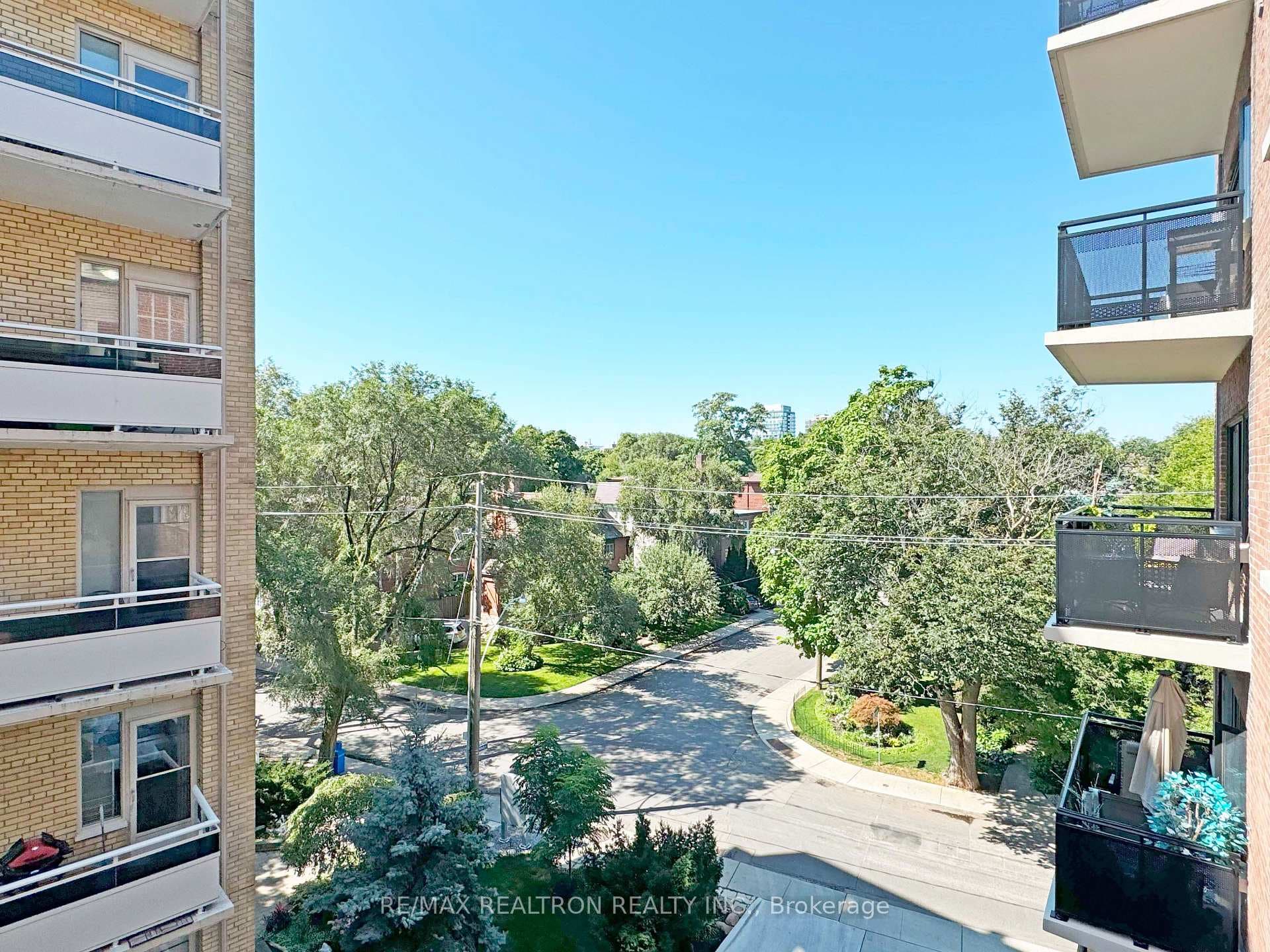 95 Lawton Boulevard Unit 706 photo 10