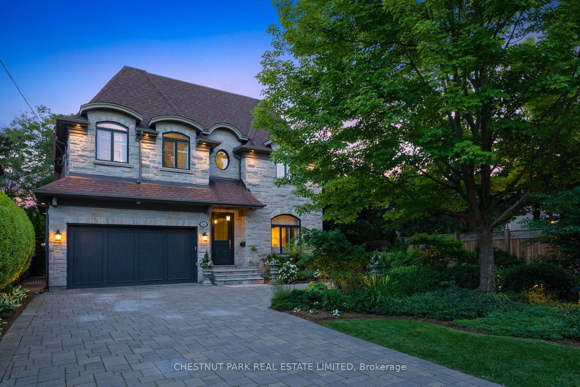 16 Clyde Avenue photo 37