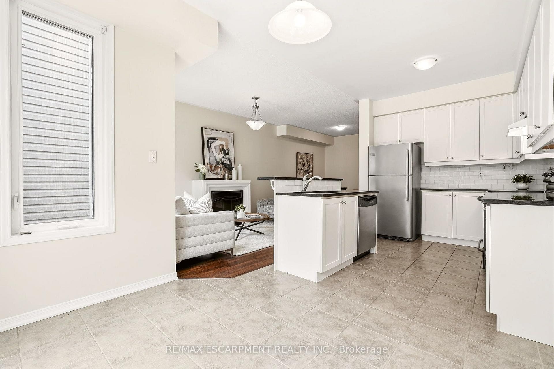 215 Nisbet Boulevard photo 16