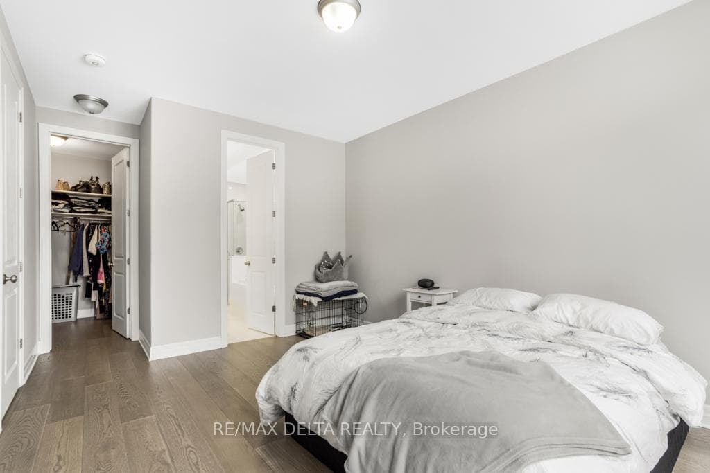 278 Turquoise Street photo 19