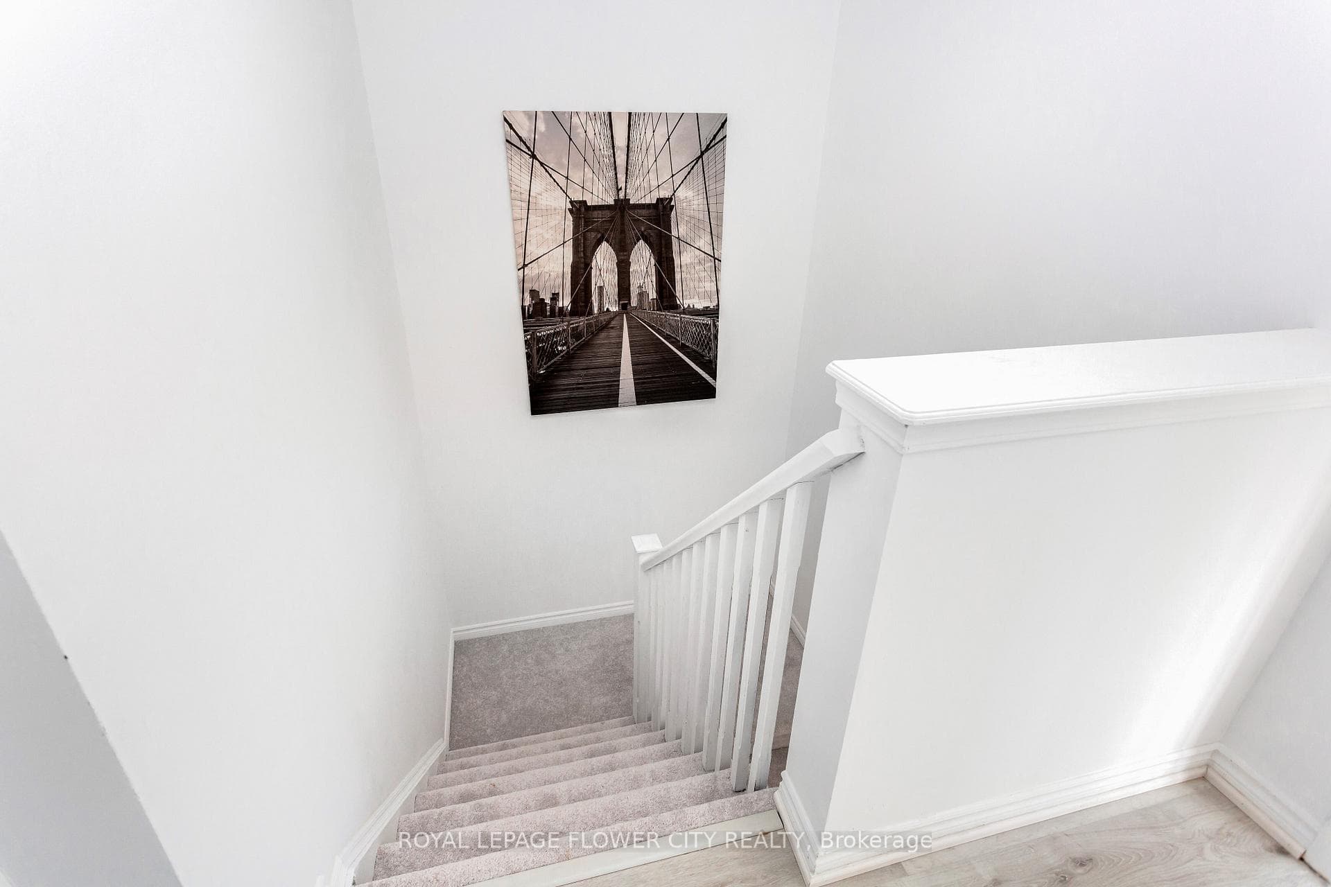 41 Vanhorne Close photo 29