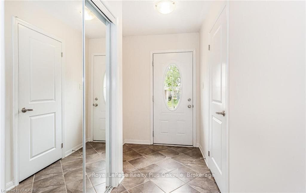 243 SEPTIMUS Heights photo 4