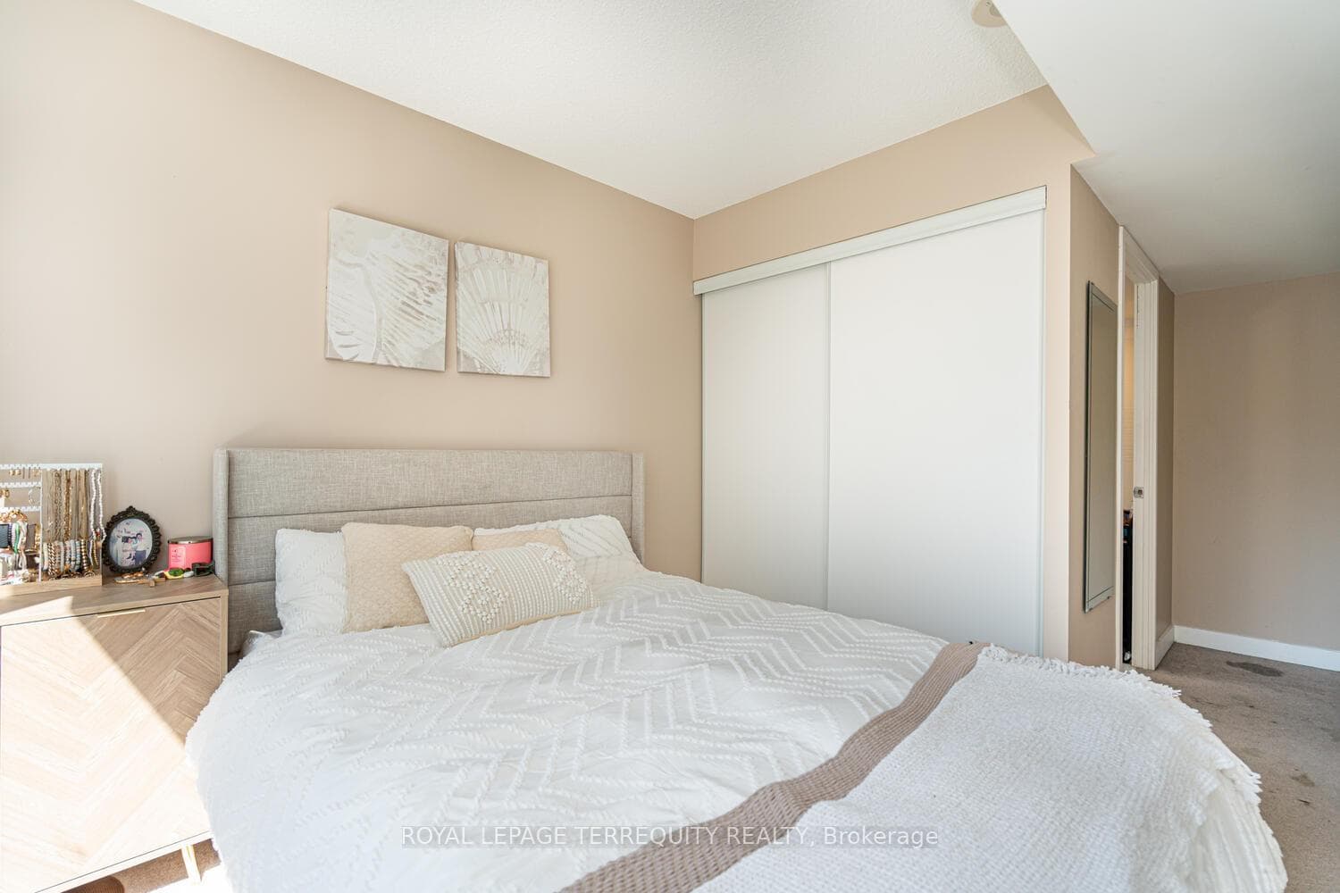 151 Dan Leckie Way Unit 610 photo 26