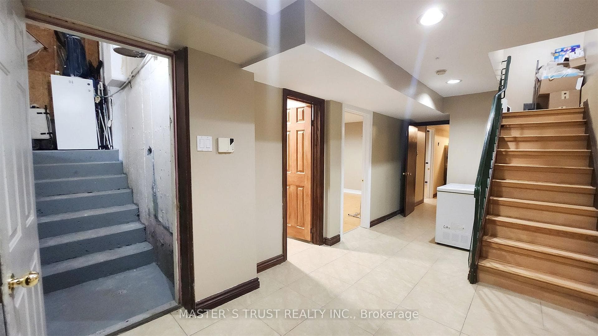 9 Springer Drive photo 6