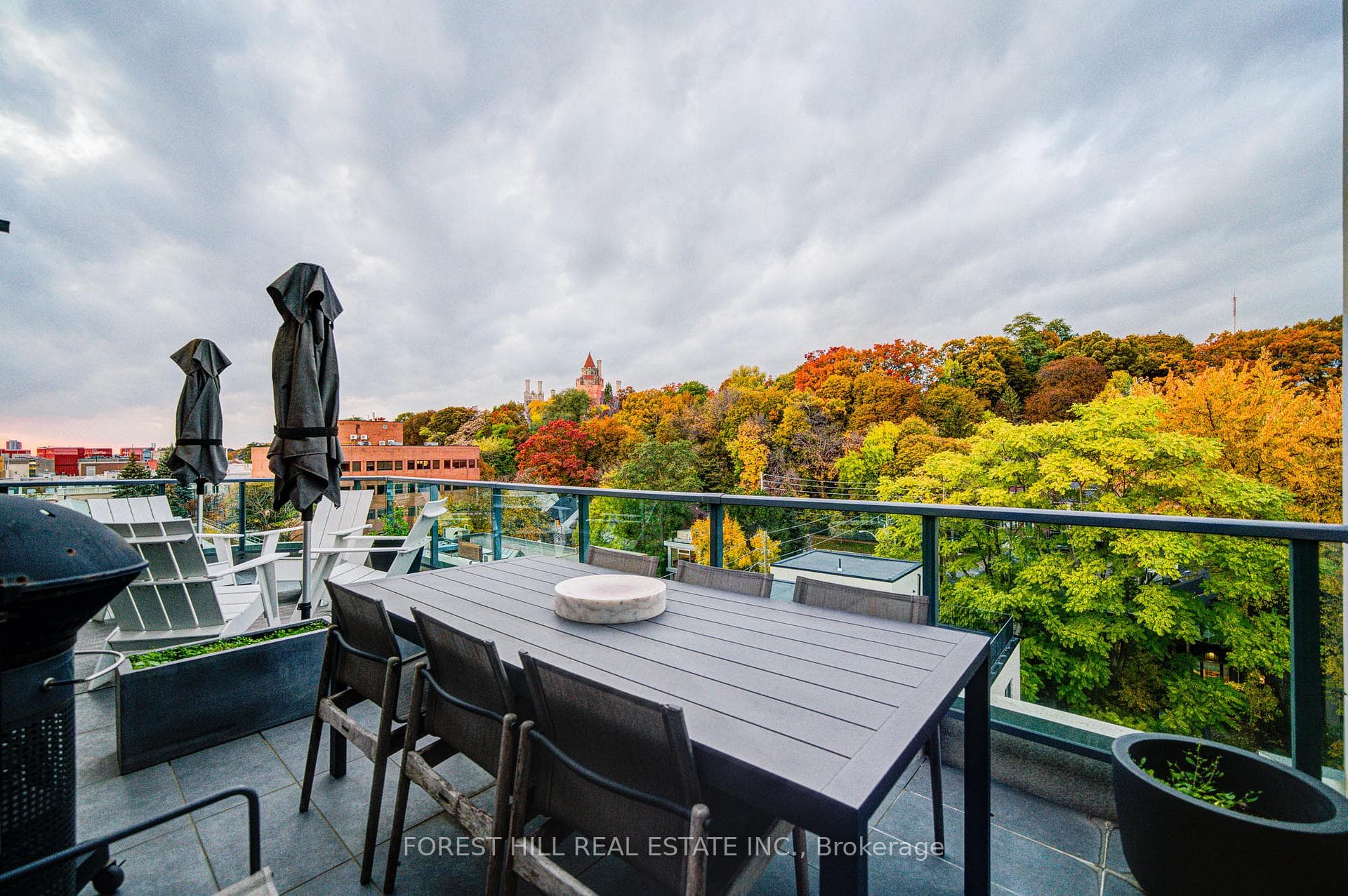 377 Madison Avenue Unit 706 photo 8