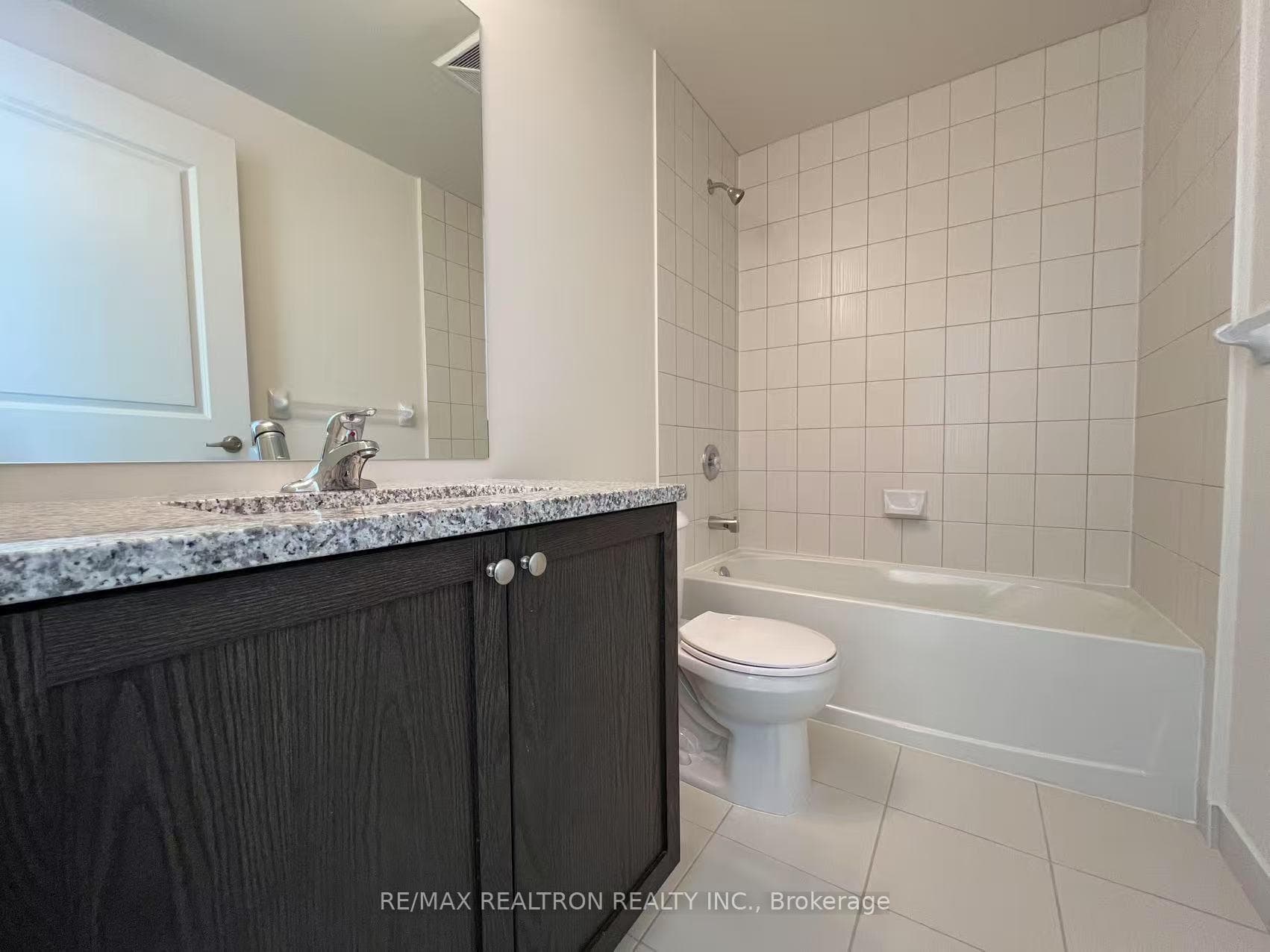 4955 Yonge Street Unit 815 photo 12