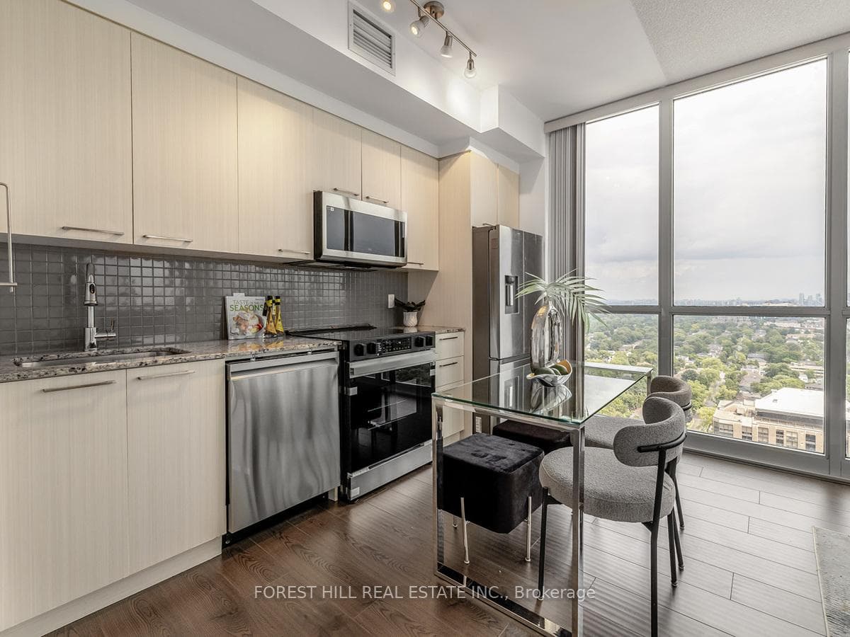 88 Sheppard Avenue Unit 3002 photo 8