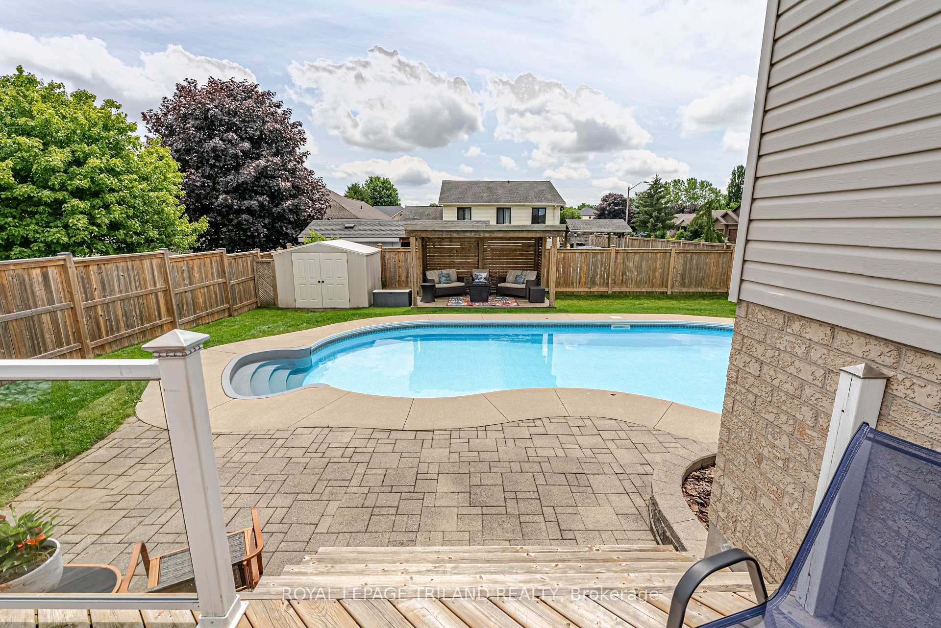 147 Plymouth Court photo 40