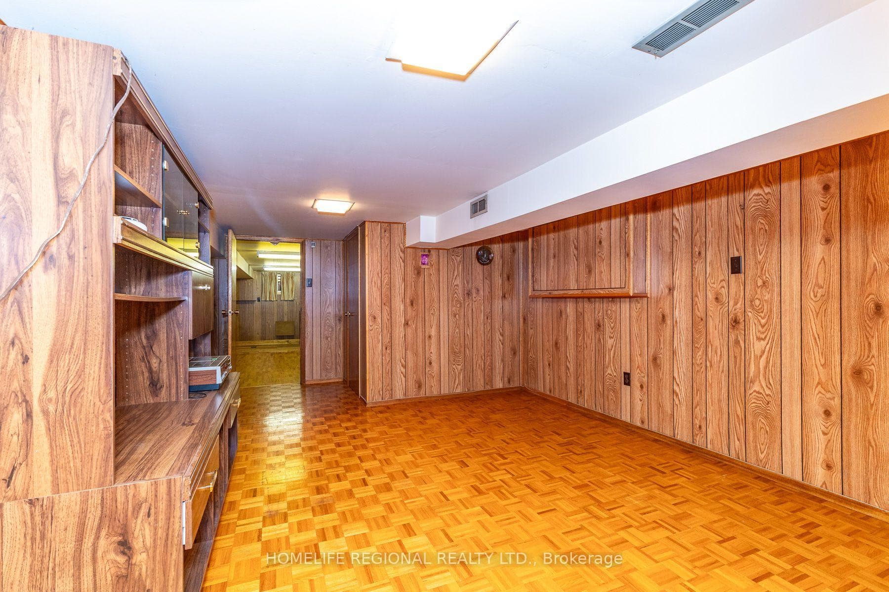 353 St Clarens Avenue photo 34