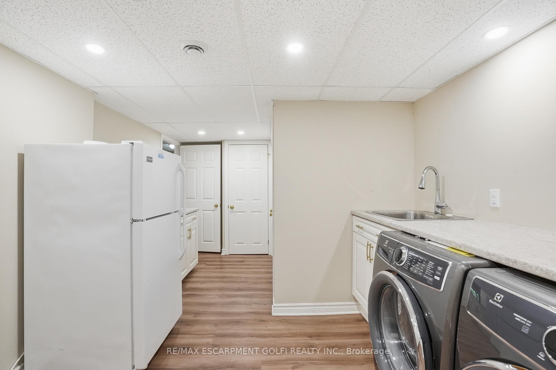 58 Glendale Avenue Unit 12 photo 29