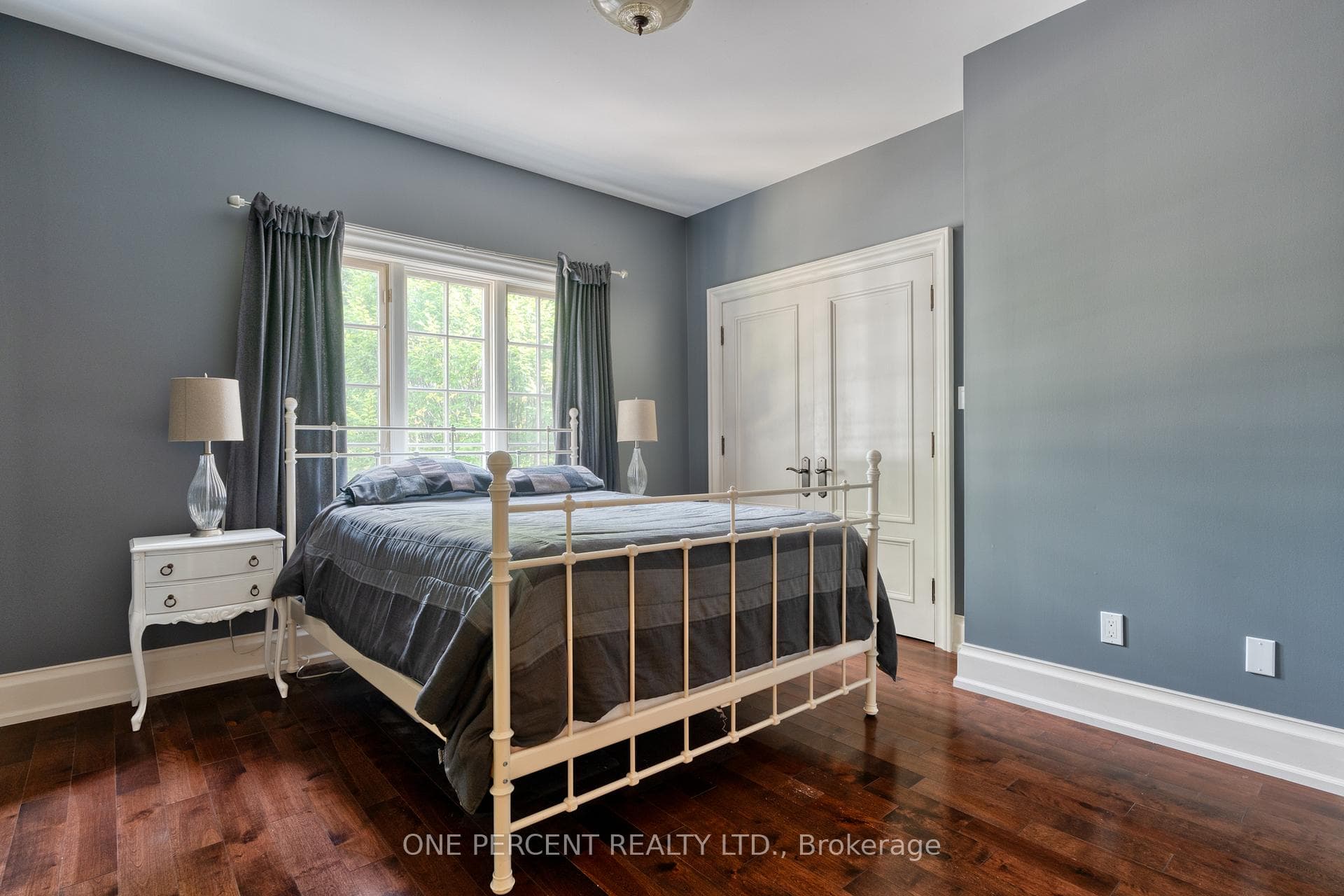 90 Pleasant Avenue photo 23