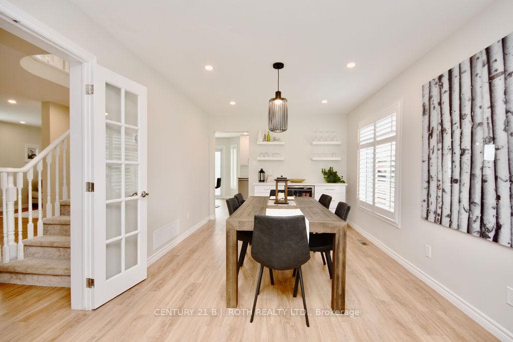 63 MORTON Crescent photo 6