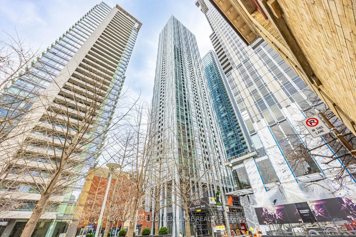 1 Yorkville Avenue Unit 2506 photo 1
