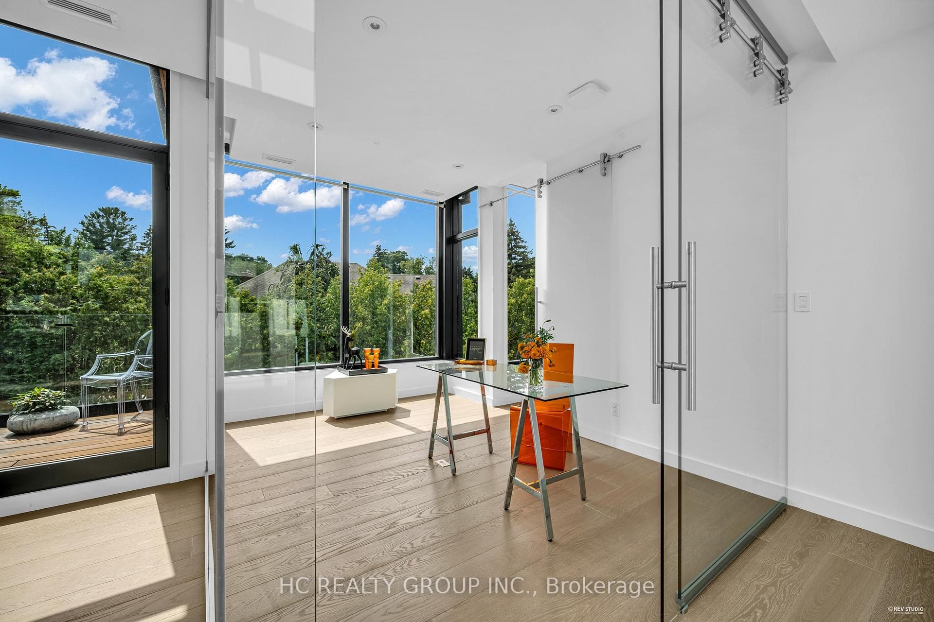 7 Whitelaw Court photo 22