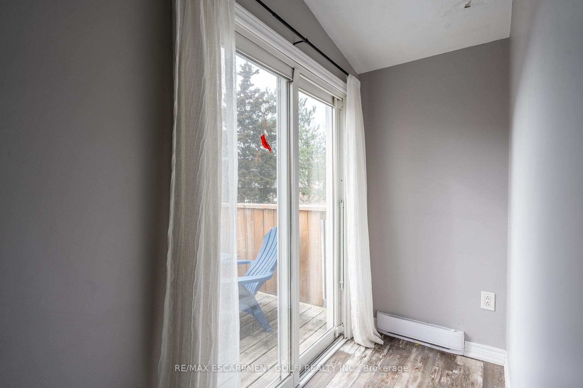 110 Powerview Avenue photo 12