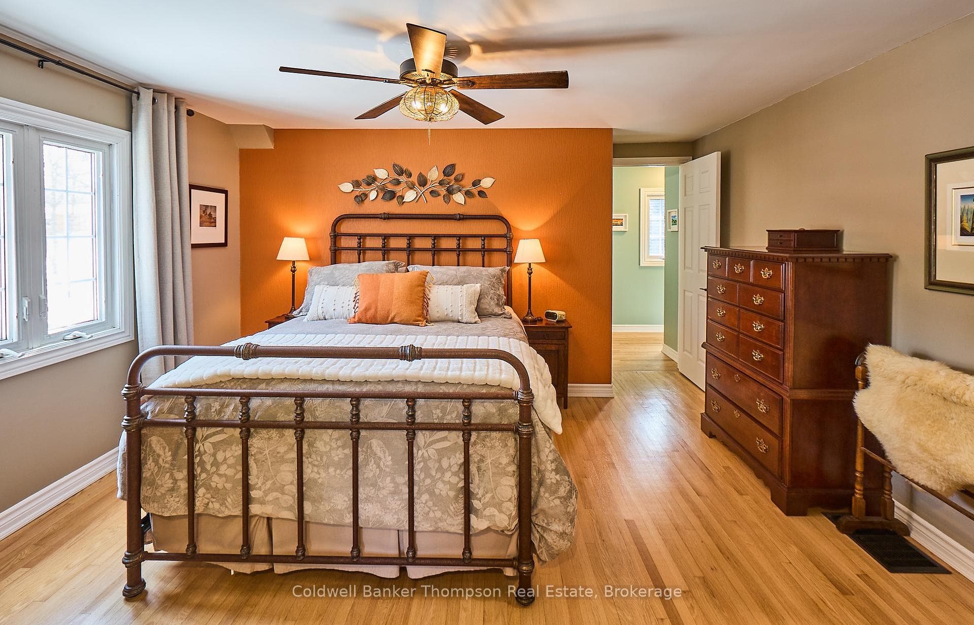 125 Douglas Street photo 22