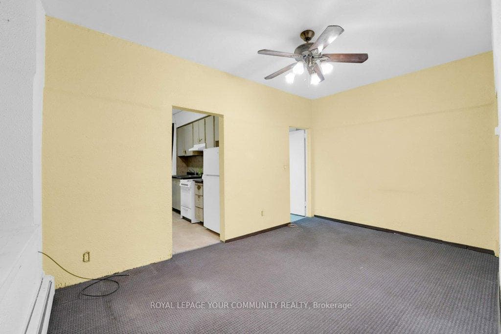 23 Fernwood Park Avenue photo 15