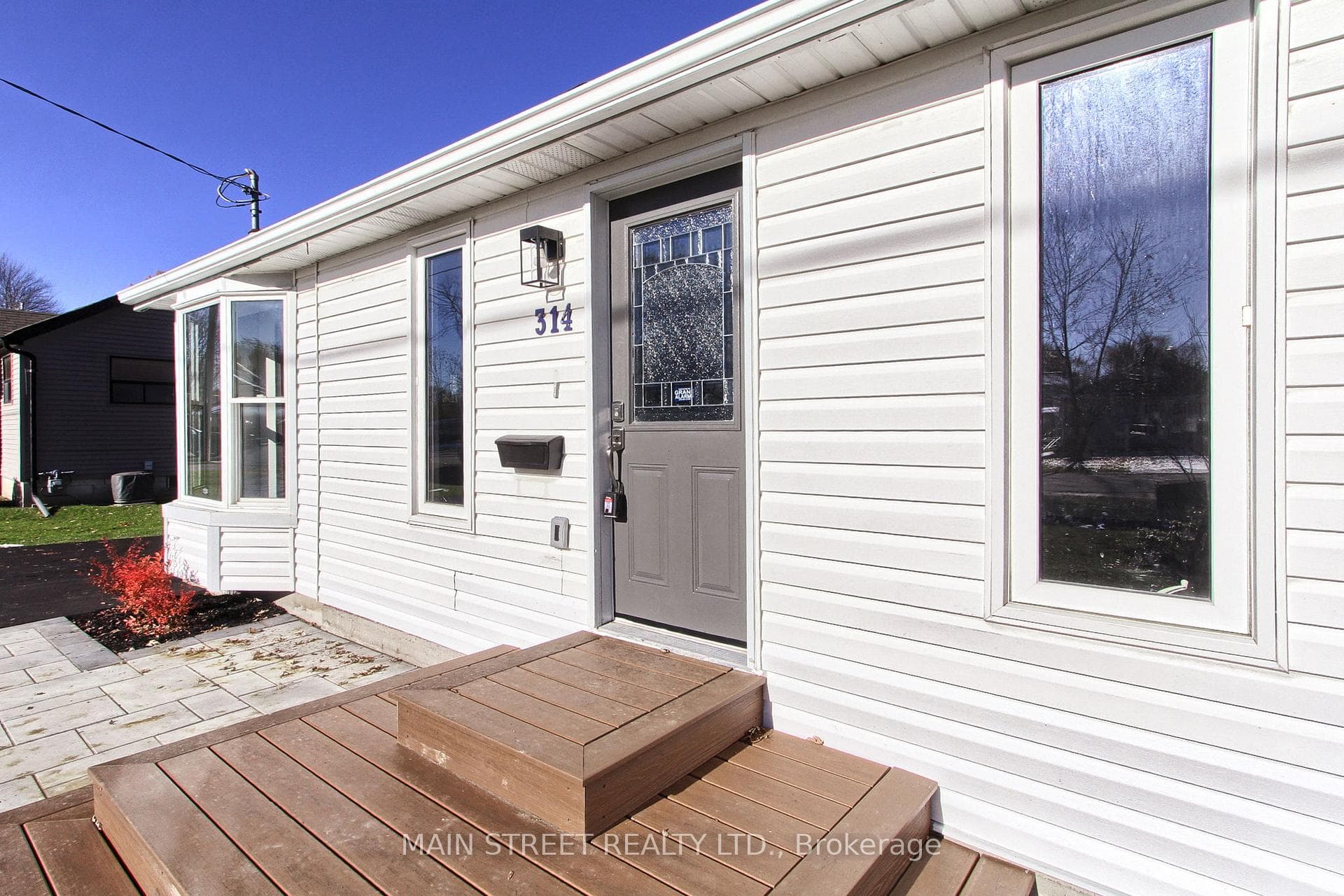314 Kenwood Avenue photo 3