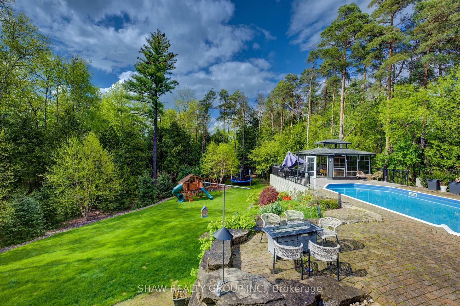988 Stonebrook Road photo 36