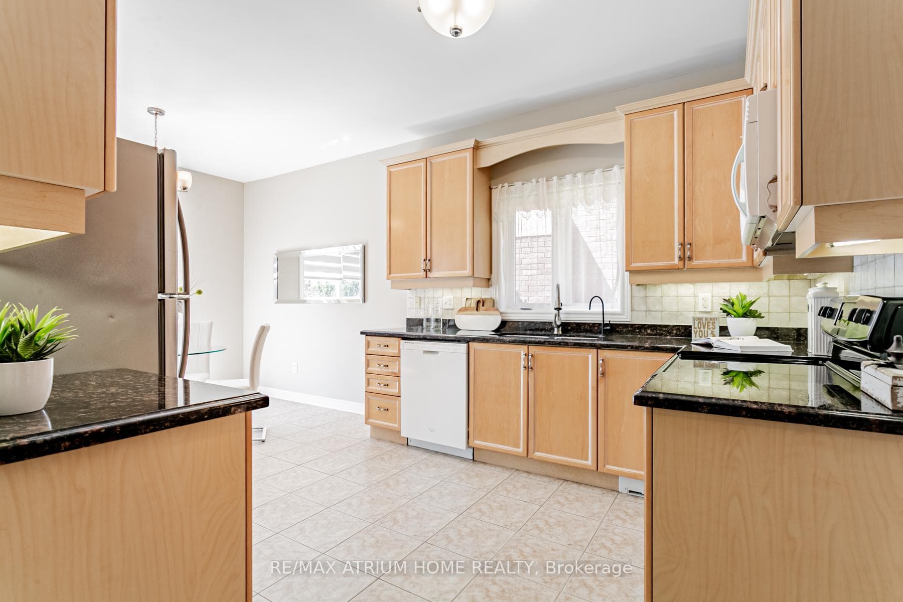 35 Sunnyside Drive photo 11