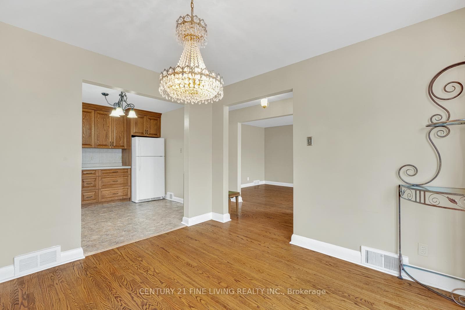 382 Hillmount Avenue photo 19