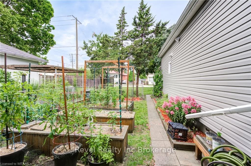 98 WILLIAM Street photo 20