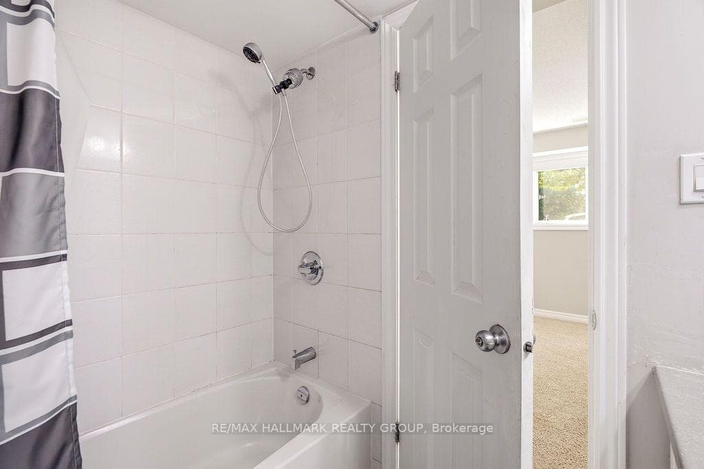 1124 Klondike Road Unit C photo 21