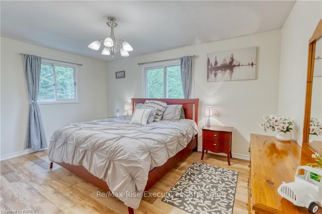 4853 BEDFORD Road photo 32