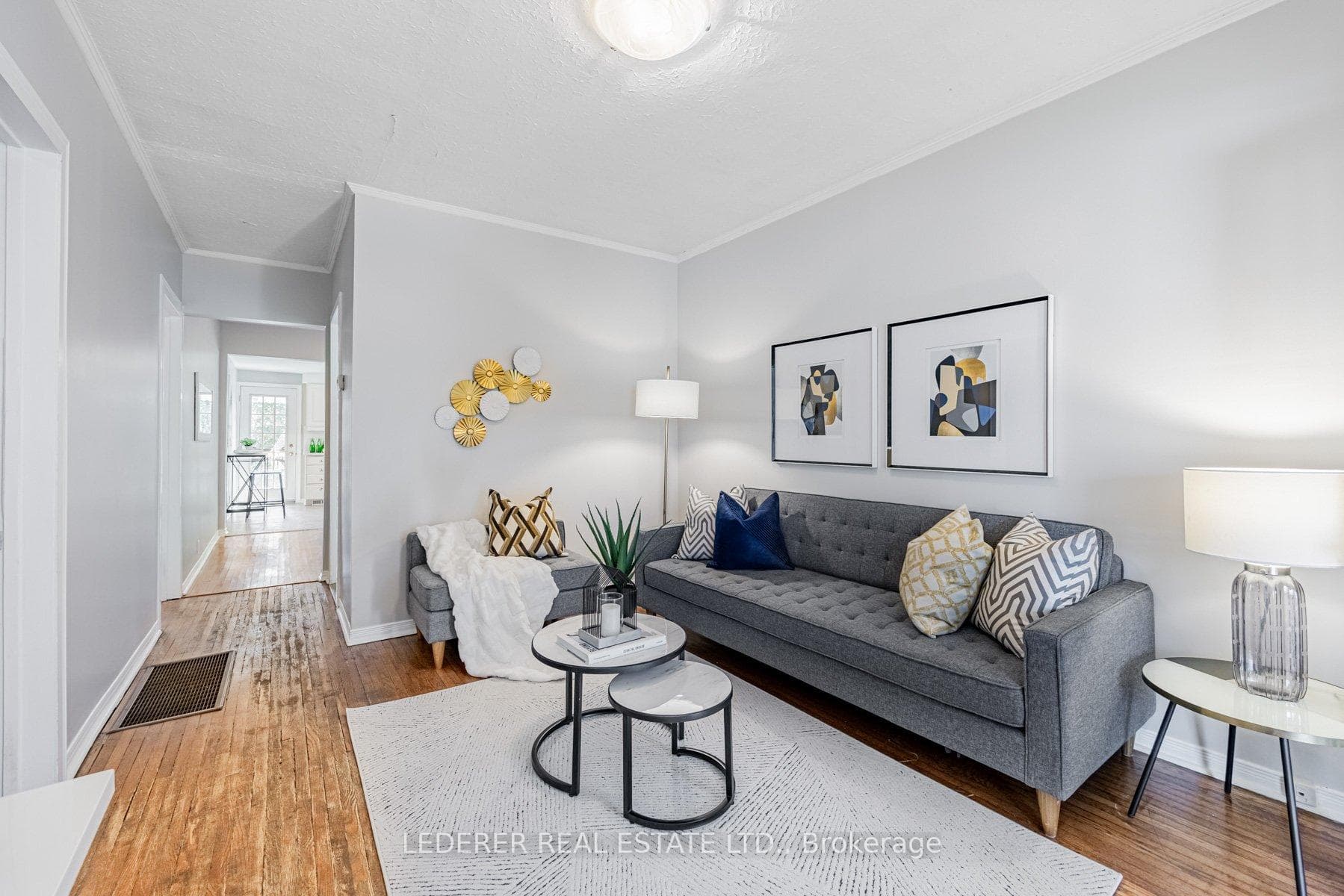 37 Simpson Avenue photo 7