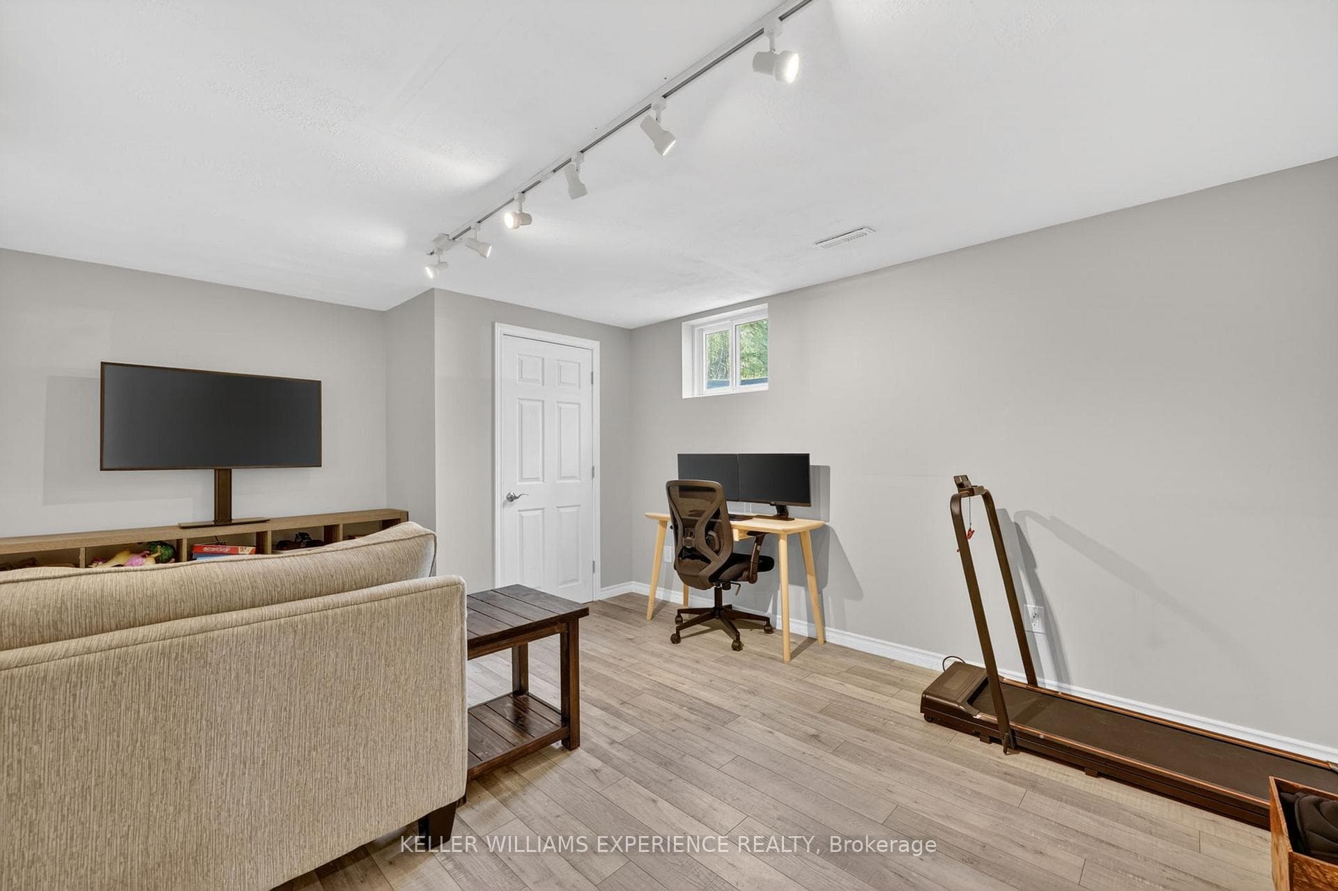 5 Atwood Court photo 23