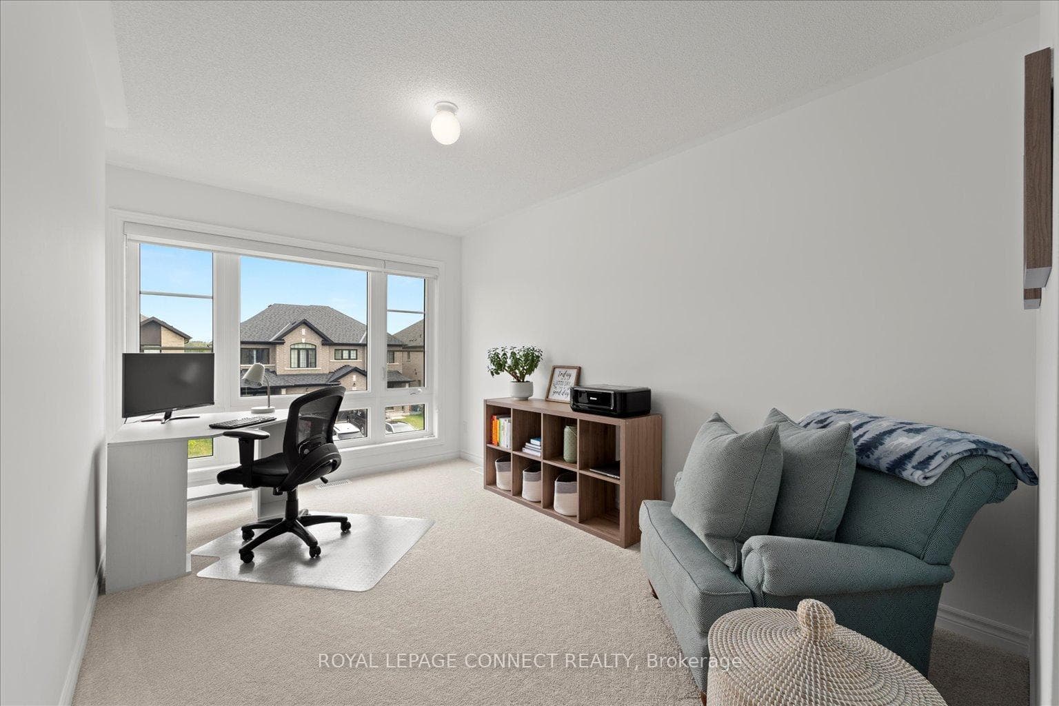 53 Peter Hogg Court photo 26