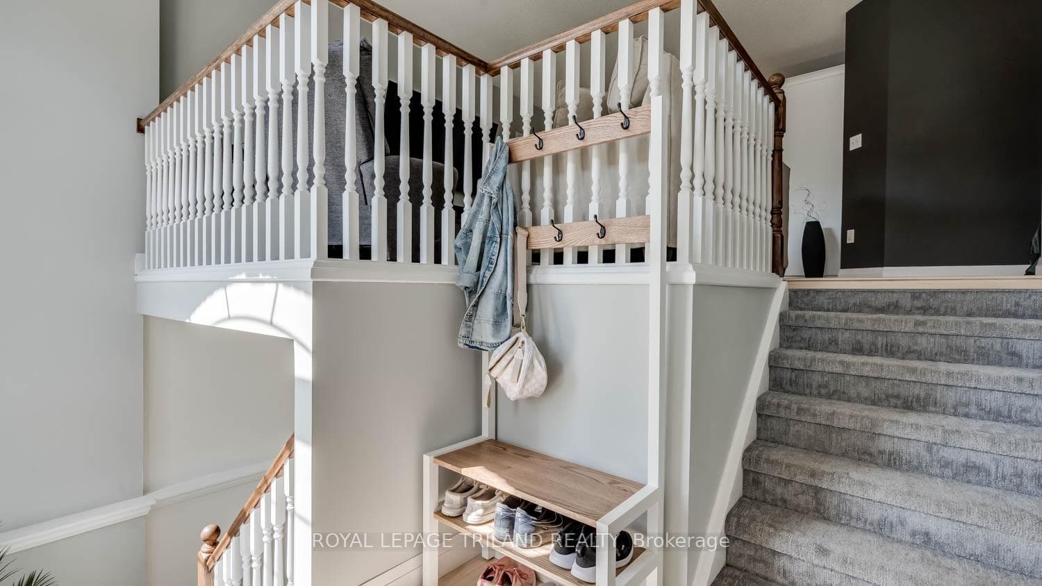 271 Mogg Street photo 3