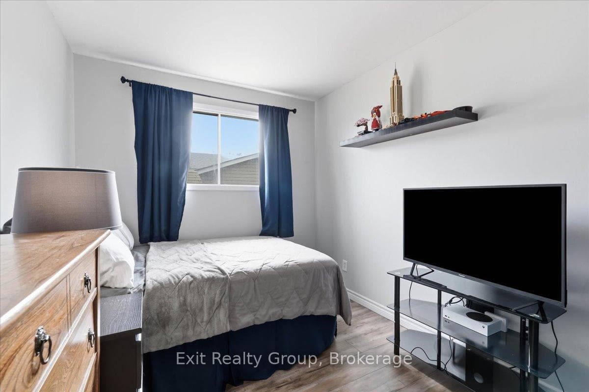 51 Sidney Road photo 19