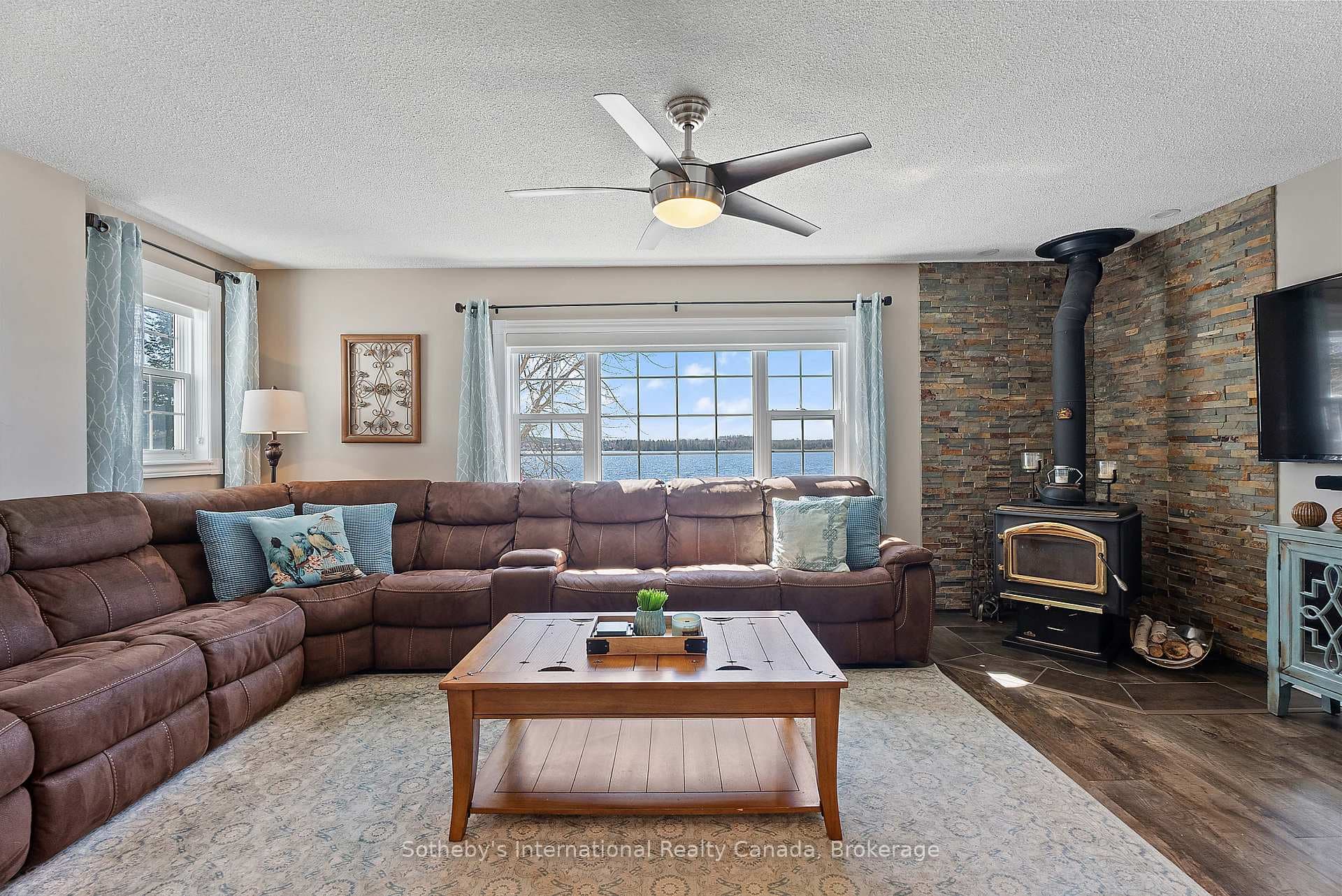 Living Room Situated Off Dining Area