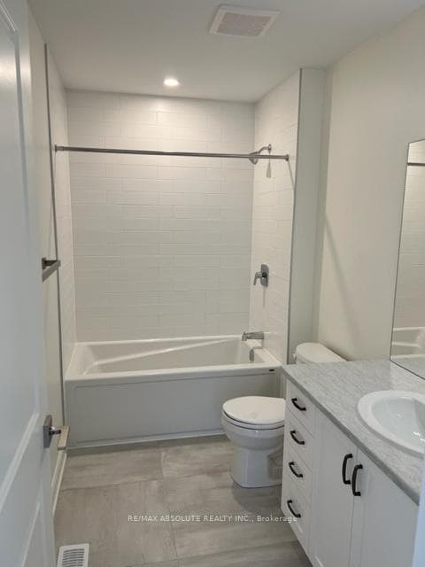 10 COCKBURN Street Unit B photo 18
