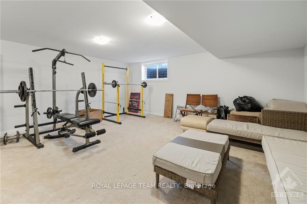 269 GEYSER Place photo 22