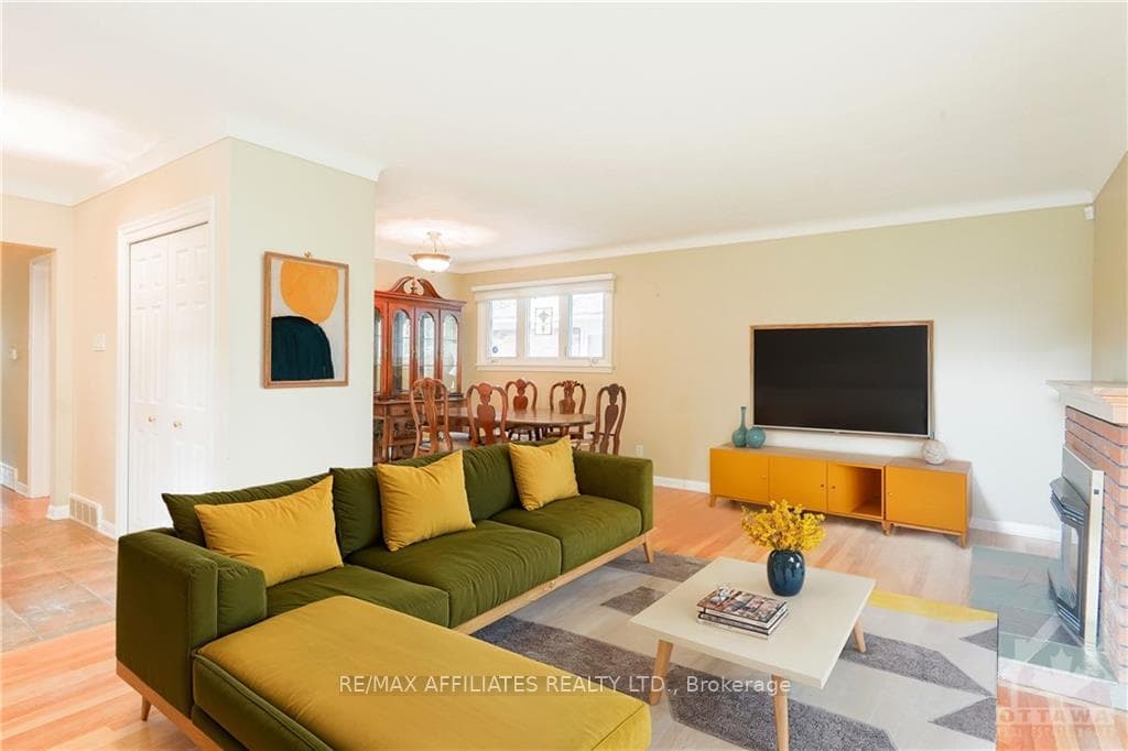 538 KEATS Avenue photo 5